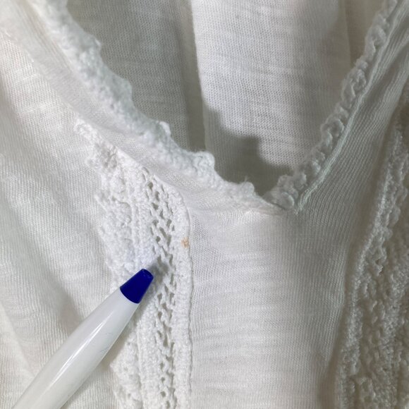 Womens XS Soft Surroundings V Neck Embroidered Mesh Lace Applique Blouse Flaw - Picture 10 of 11